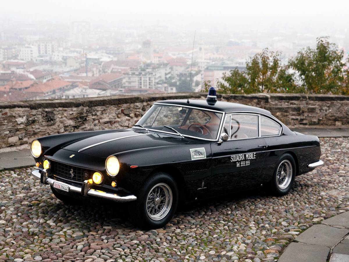 Il caso della Ferrari Polizia: privatizzare i costi e socializzare i benefici