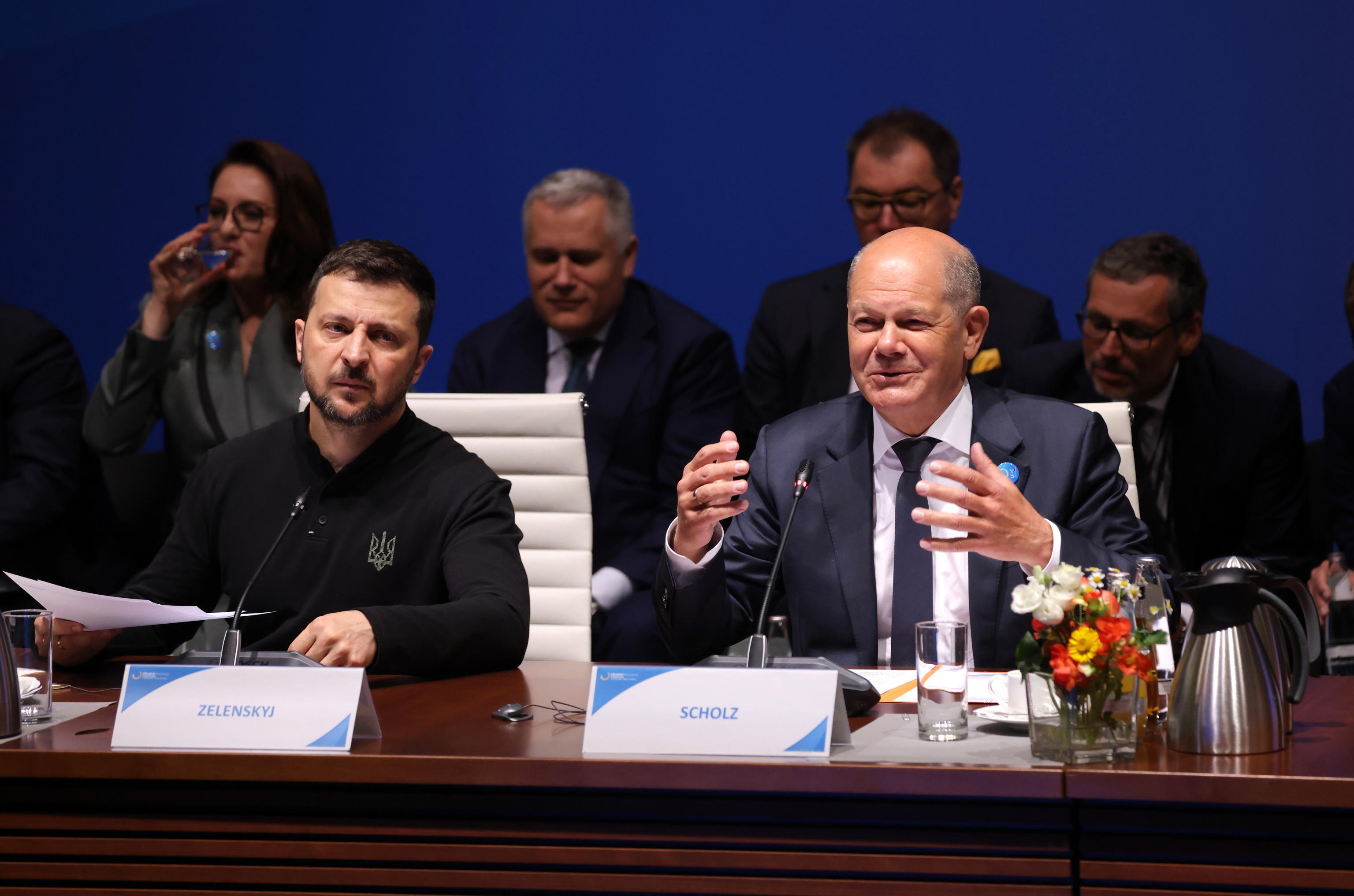 Conferenza sulla ricostruzione ucraina: Zelensky incontra Scholz