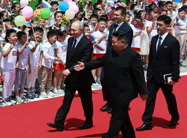 Putin da Kim Jong-un: “Combattiamo contro decenni di imperialismo Usa”
