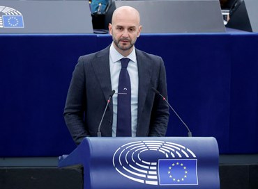 Ecr, “crescere con coerenza”: parola di Procaccini