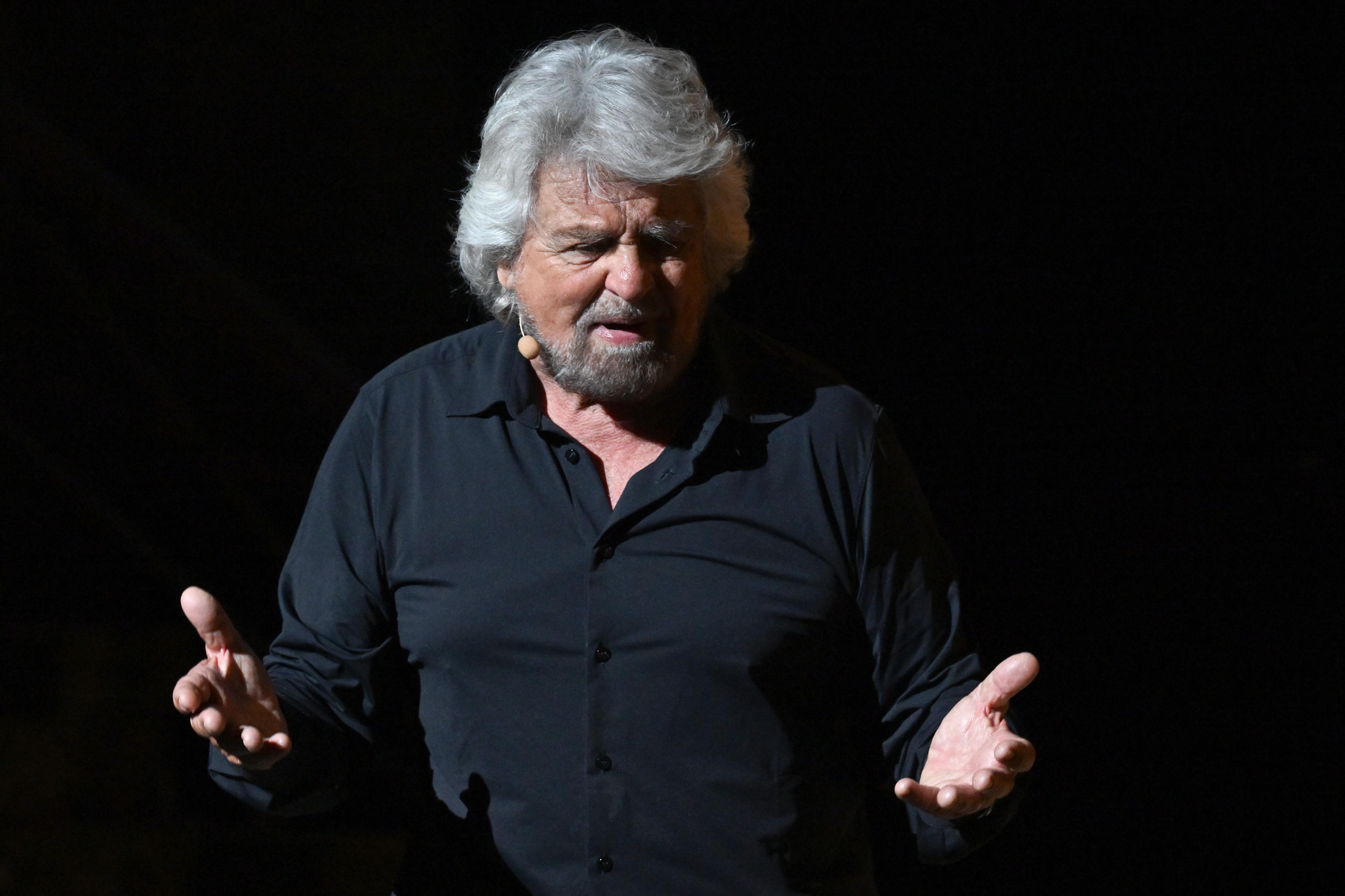 M5s, Grillo attacca ancora: “Il limite dei due mandati non si tocca”