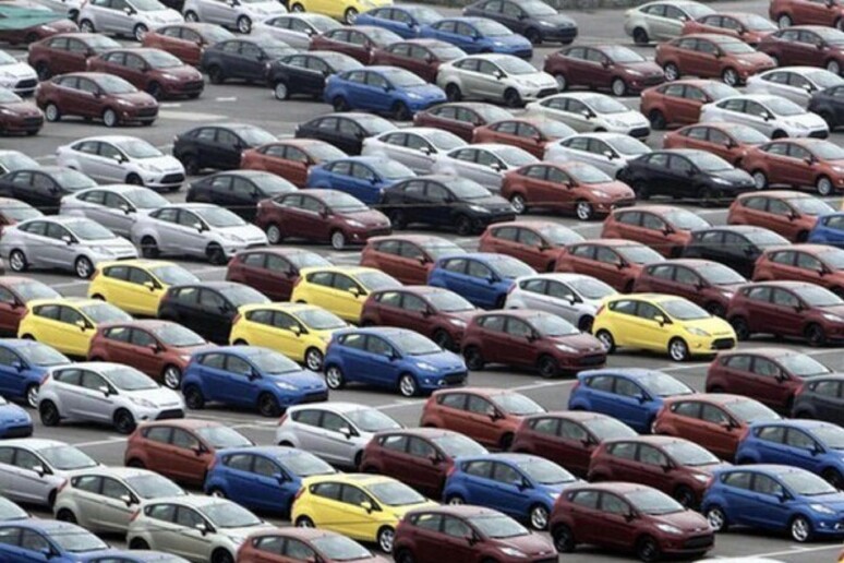 Auto: arretra il mercato dell’auto in Europa 