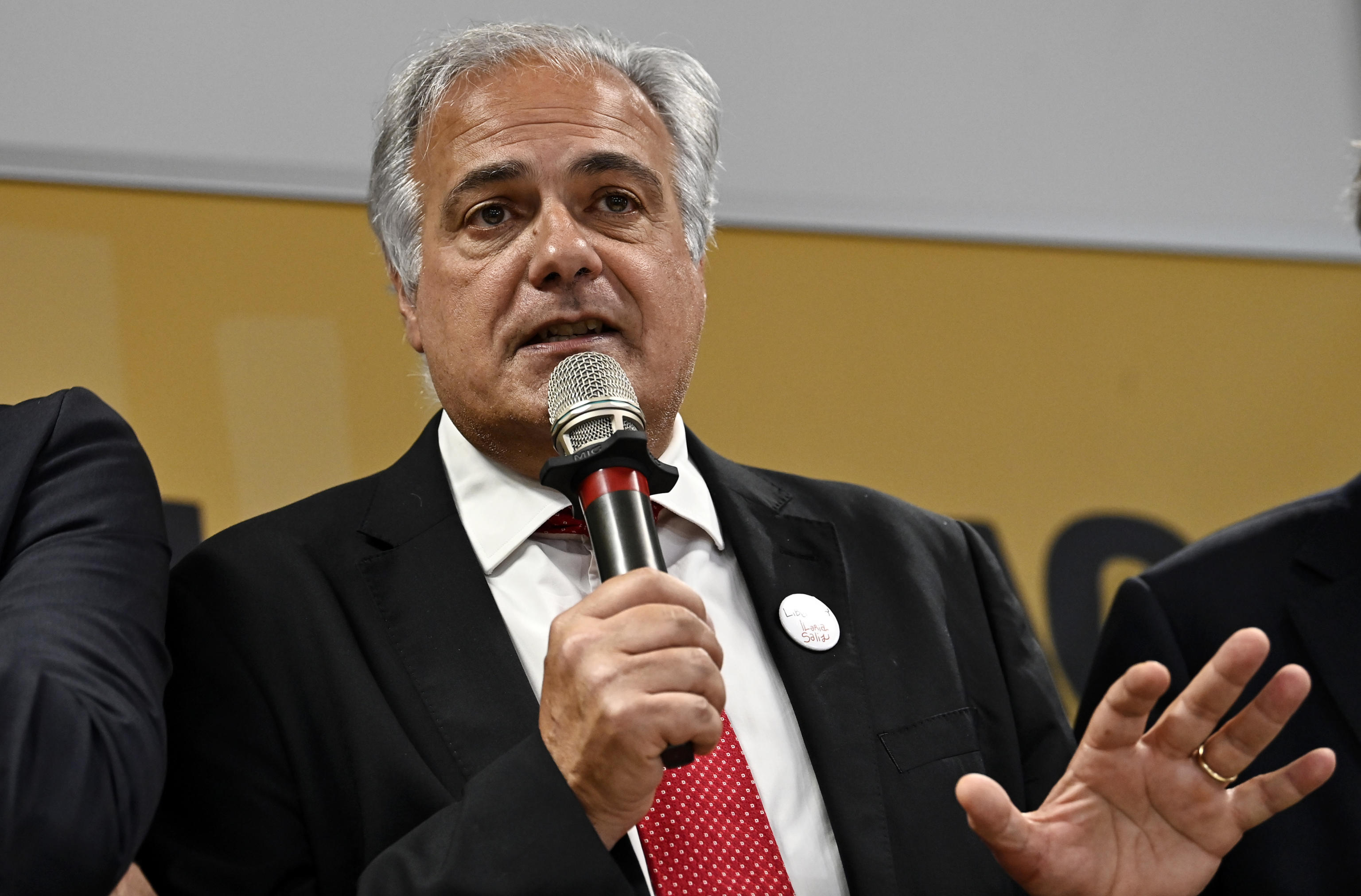 Sto occupando la casa di Roberto Salis