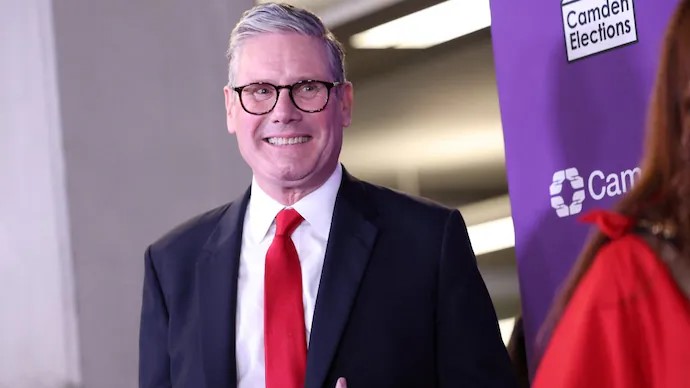 Disfatta Tory, in Gb tornano i laburisti. Ma Starmer non è Blair