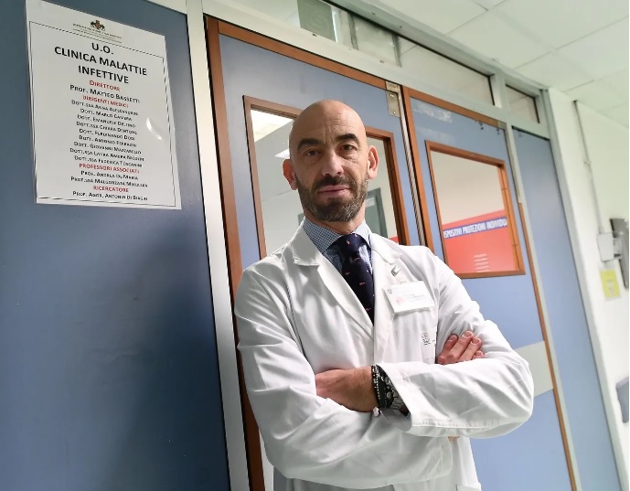 Bassetti sulla Naegleria fowleri: “Non lavarsi il naso con l’acqua dei pozzi” (Video)