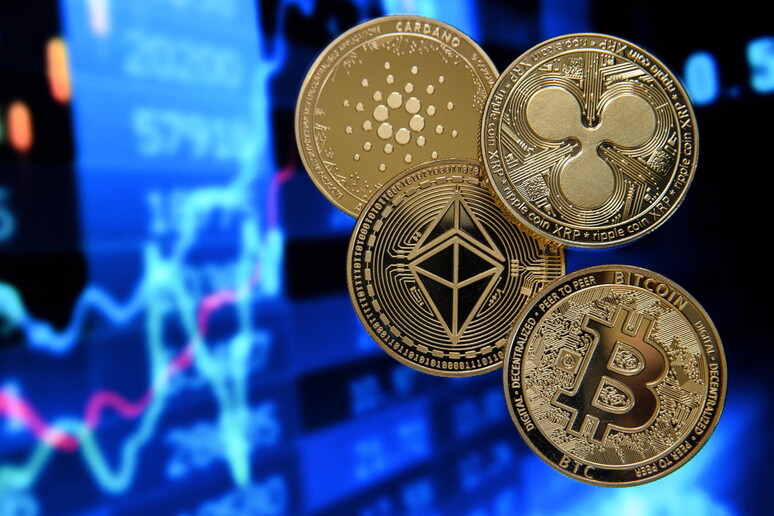 Come le “stablecoin” possono sostenere il dollaro