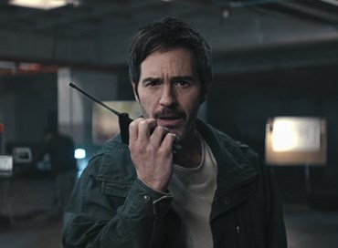 Visioni. “No negociable”, una commedia d’azione velleitaria