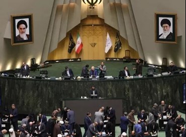 Iran: progressisti o conservatori, nulla cambia