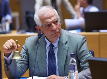 Borrell: “Italia divisa sulle armi? Conta la parola di Meloni
