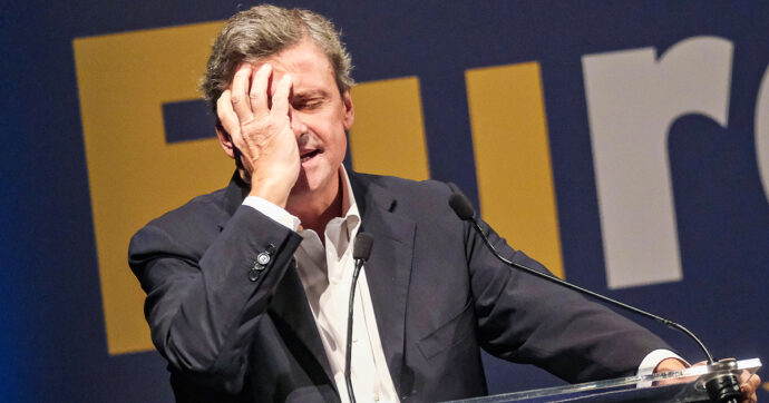 Dopo Renzi, è evaporato anche Calenda