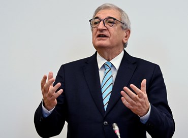 Foti: “Legge su cittadinanza funziona, basta sveltire procedure”