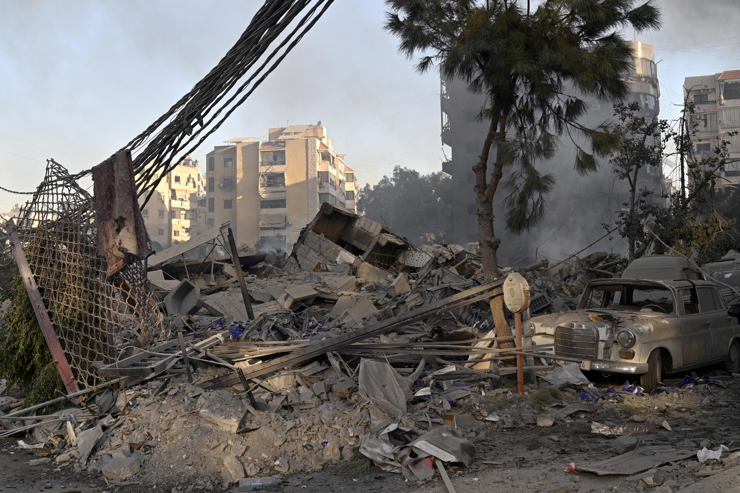 Raid dell’Idf a Beirut, Hezbollah: “È solo il primo round”