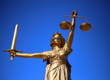 Khomeinismo giudiziario: garantismo e riformismo per evitarlo