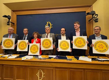 Il nucleare nel mix energetico, successo per la raccolta firme