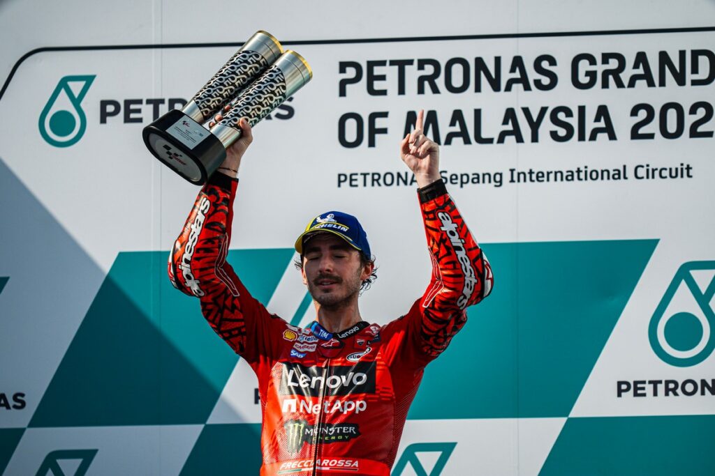 MotoGp: ci si gioca tutto a Barcellona