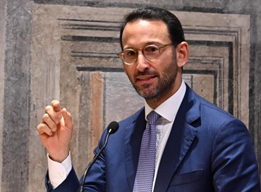 Freni: “Paese va avanti anche senza irresponsabilità di Landini”