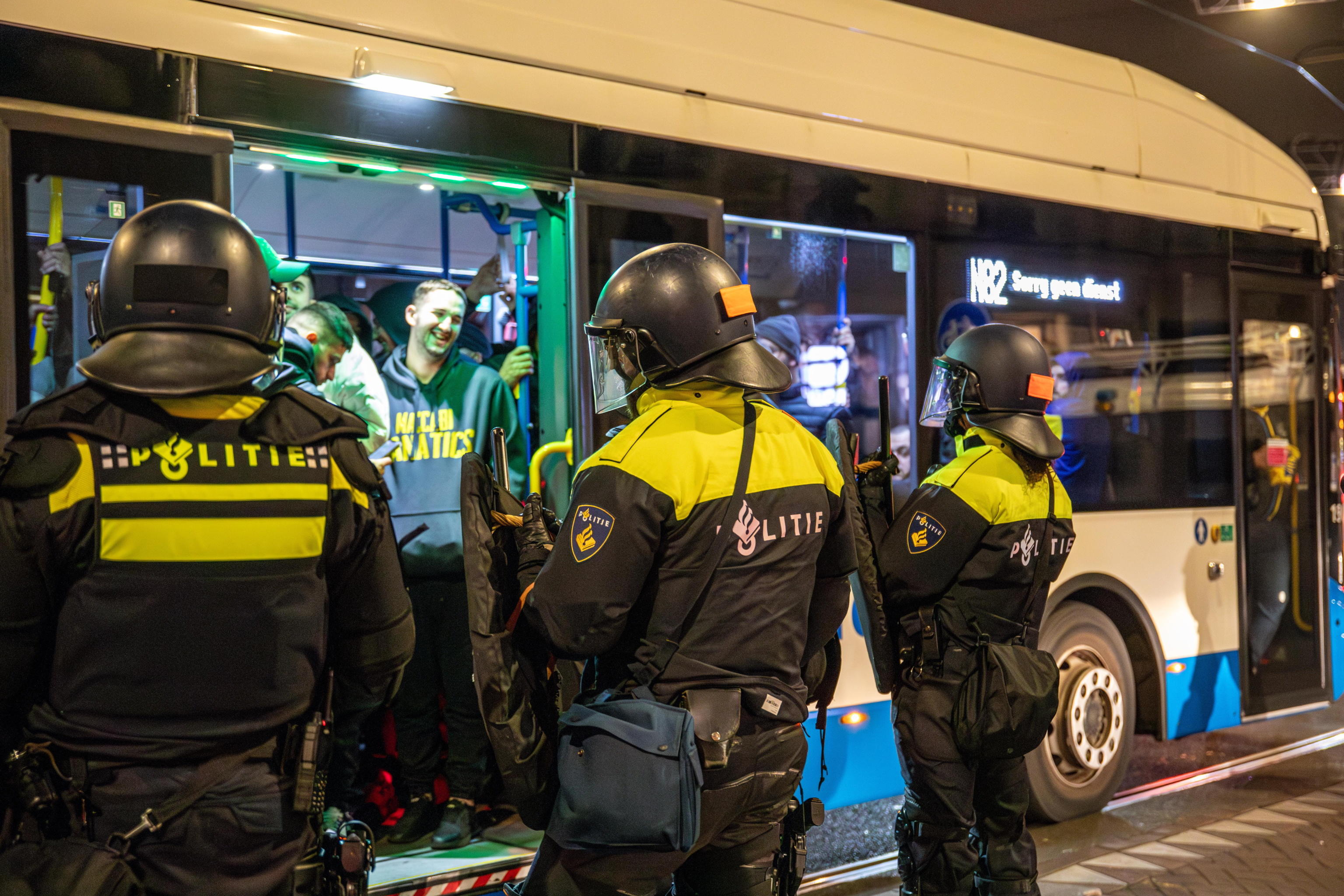 Tifosi israeliani aggrediti ad Amsterdam dopo la partita