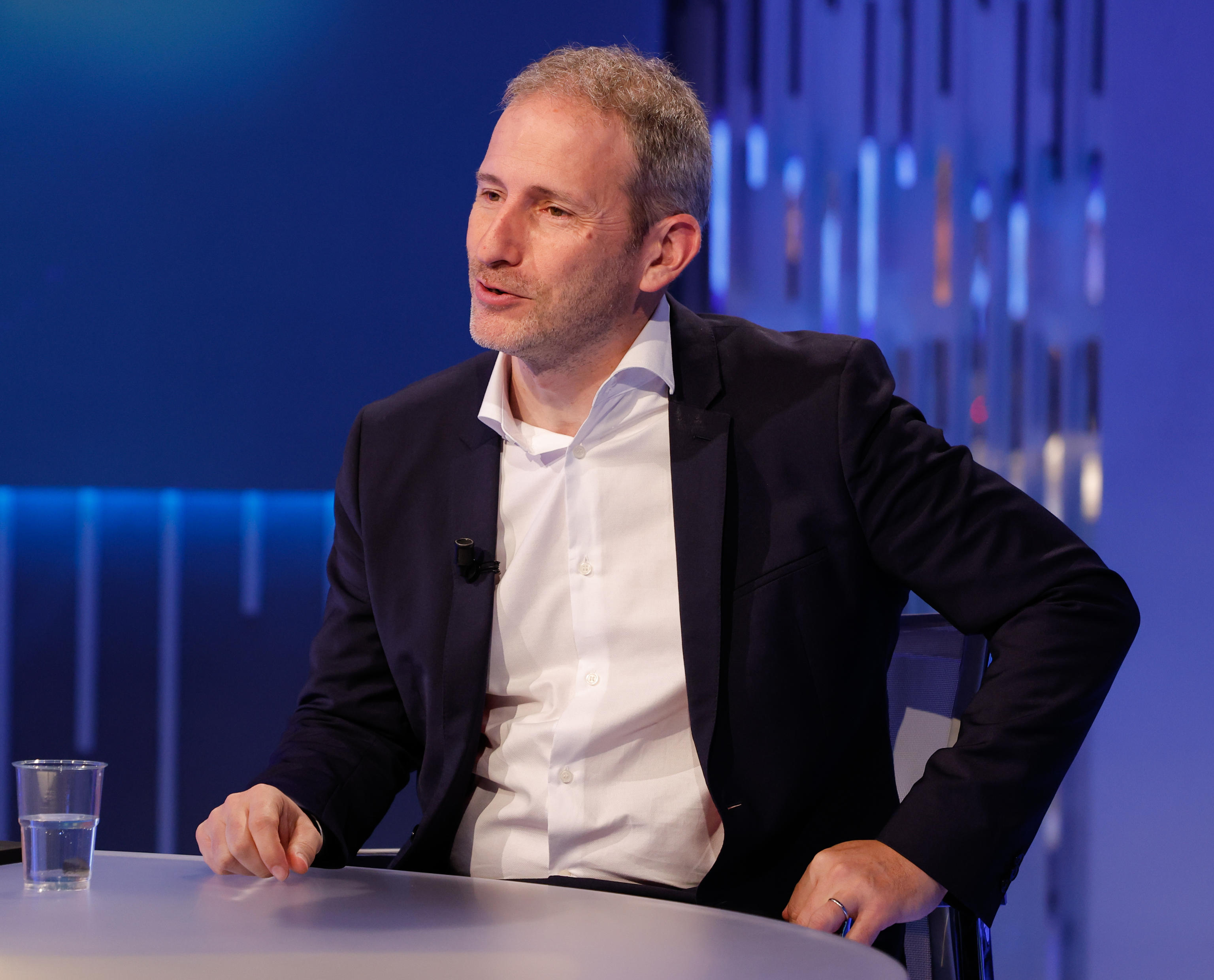 Caos M5s, Casaleggio: “La rivoluzione si fa fuori dai palazzi”