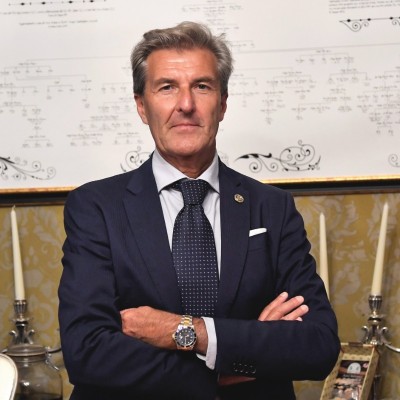 Clini: “Vaccinarsi per prevenire la polmonite in età avanzata” (Video)