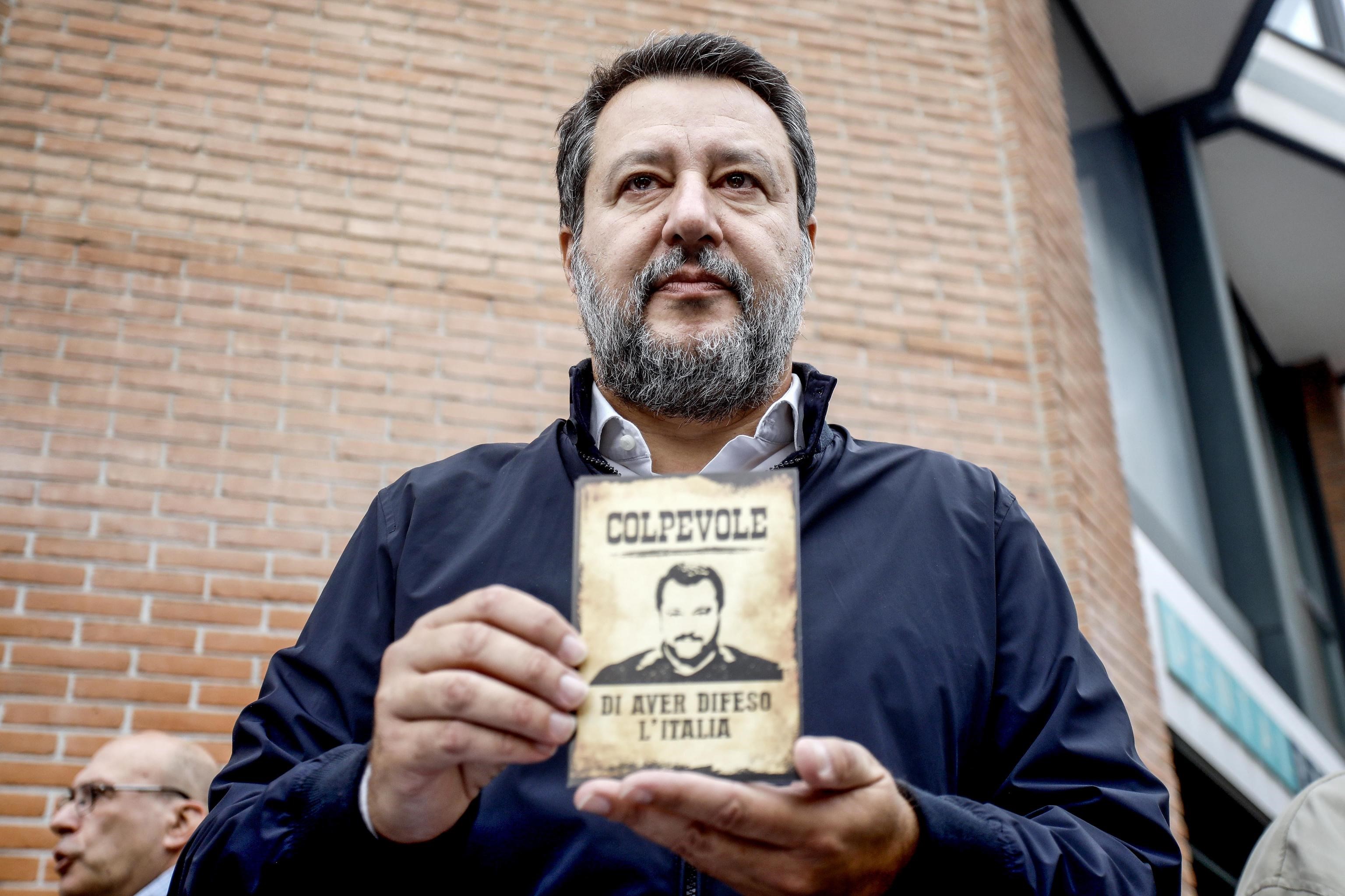 Salvini: processo calpesta prerogative costituzionali