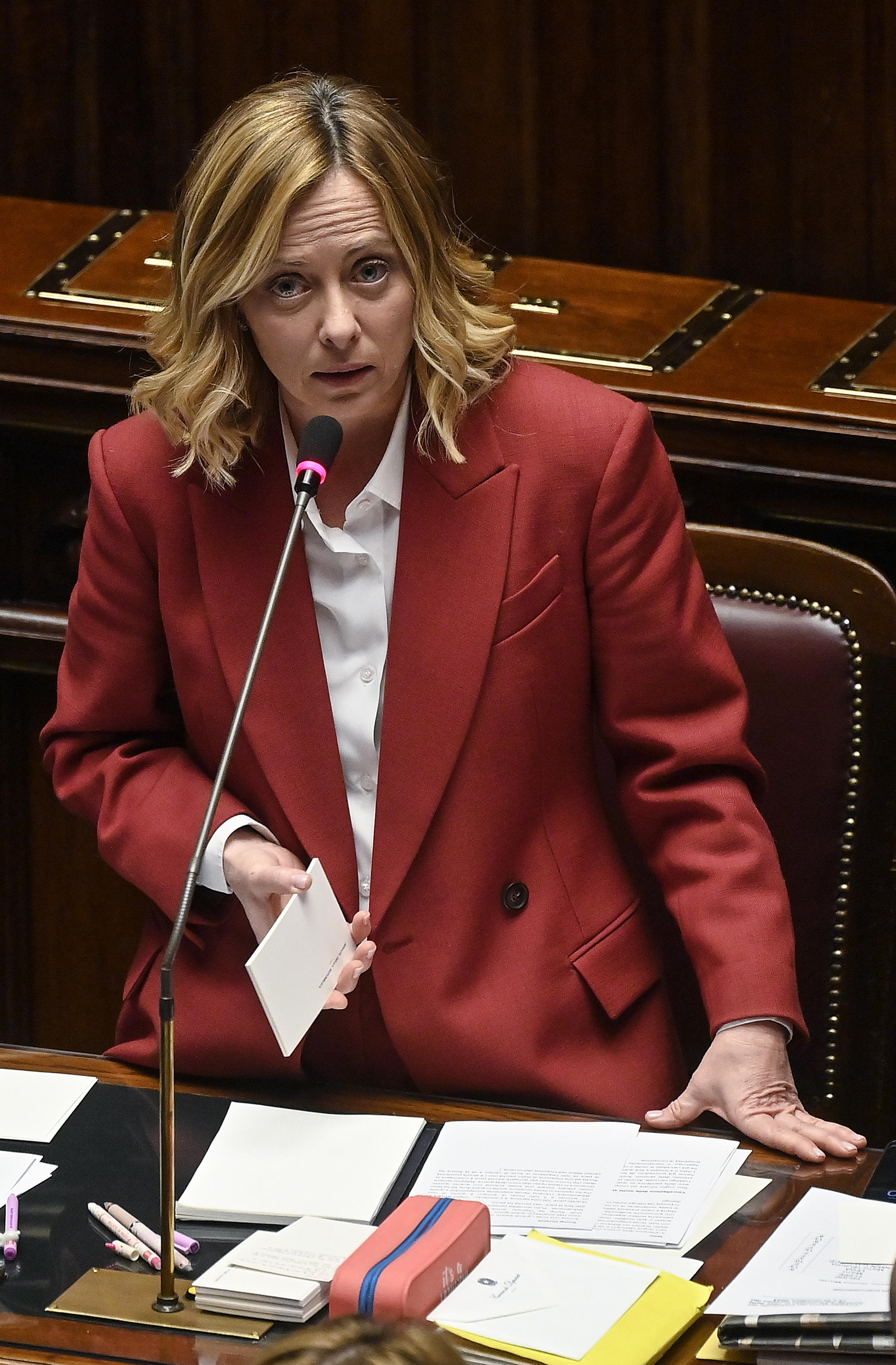 Manovra, Meloni: “No a lezioni da chi dà 300mila euro pubblici a Grillo”