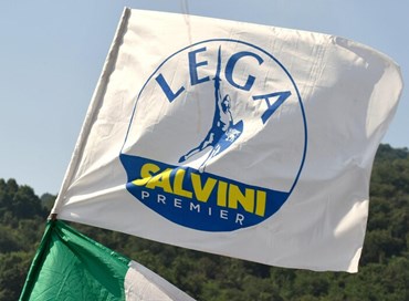 Lega, Castelli: “Salvini non sarà mai premier, tolga nome dal simbolo”