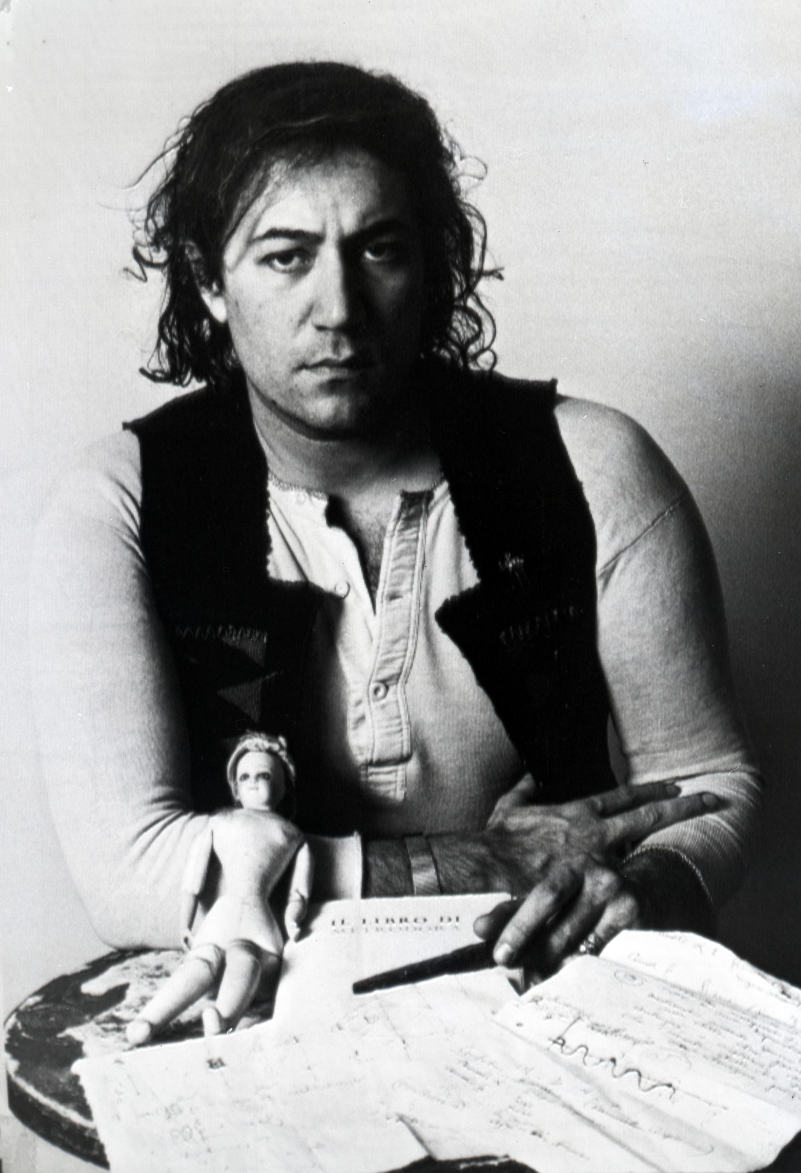 Apre la mostra dedicata a Demetrio Stratos