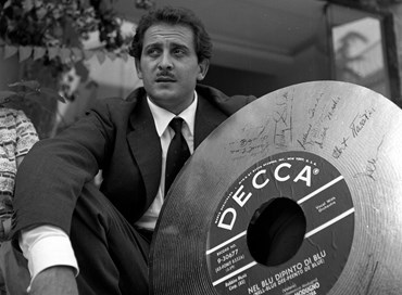 “Storie della tivù”: il ricordo di Domenico Modugno