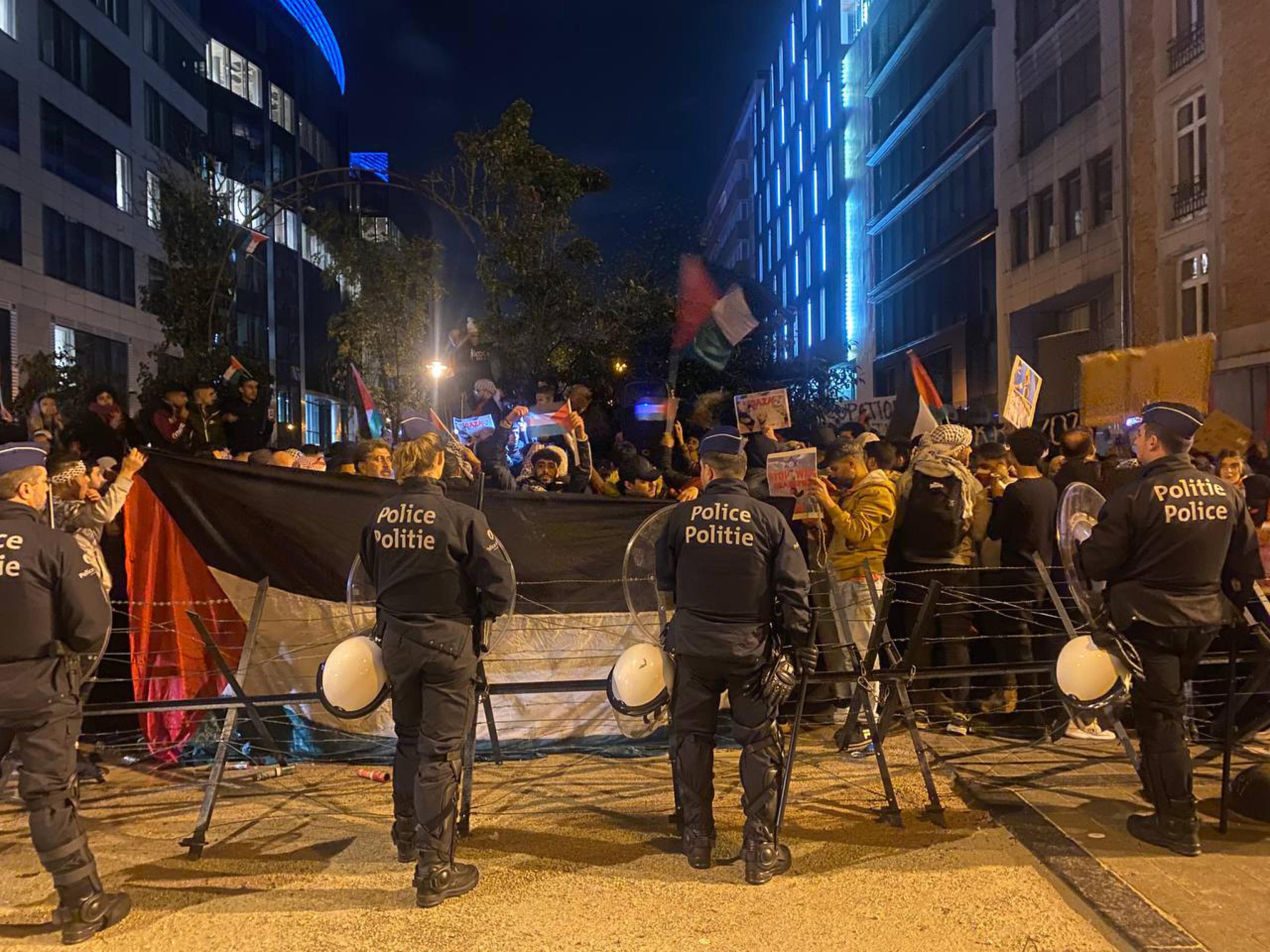 Bruxelles sta crollando sotto i nostri occhi?