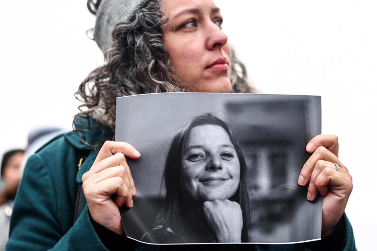 Cécile Kohler detenuta da mille giorni in Iran