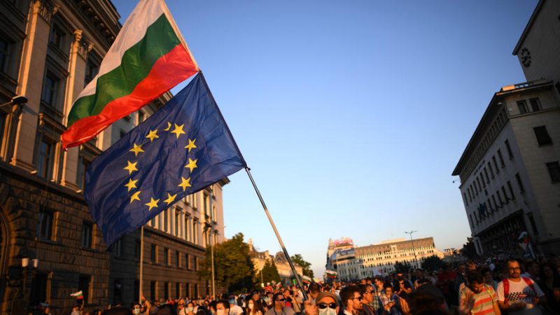 L’Unione europea condannata dalla “rinascita”