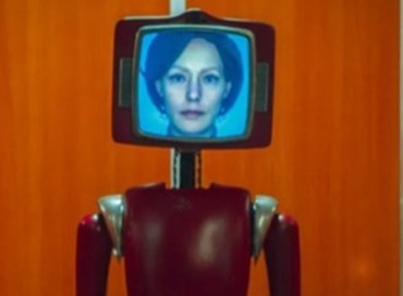 Visioni. “Cassandra”, un’avvincente miniserie sulle distorsioni dell’Ia