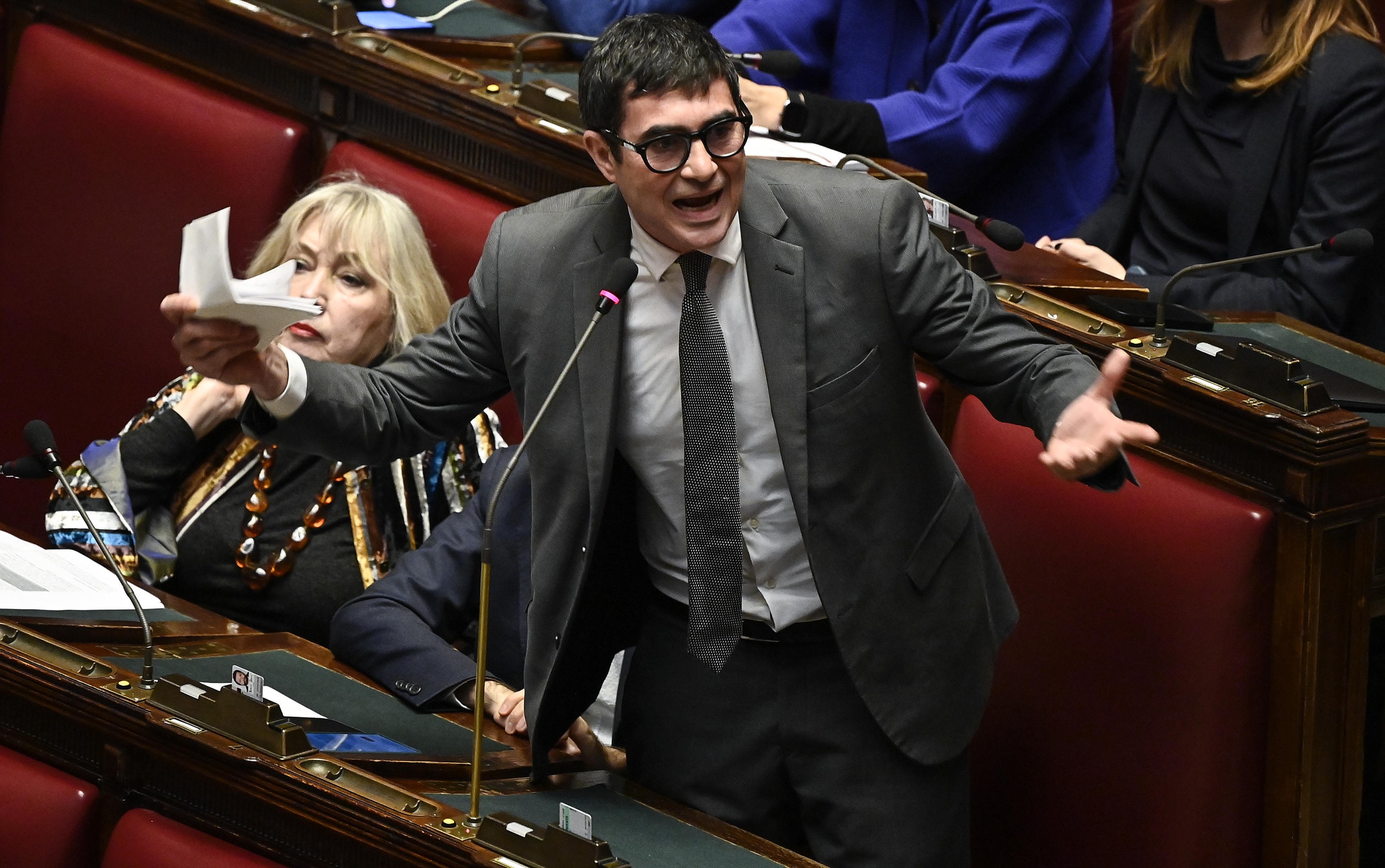 La linea identitaria della sinistra non paga