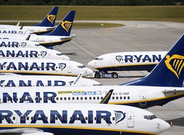 Non vuole andare a Tirana? Paghi!