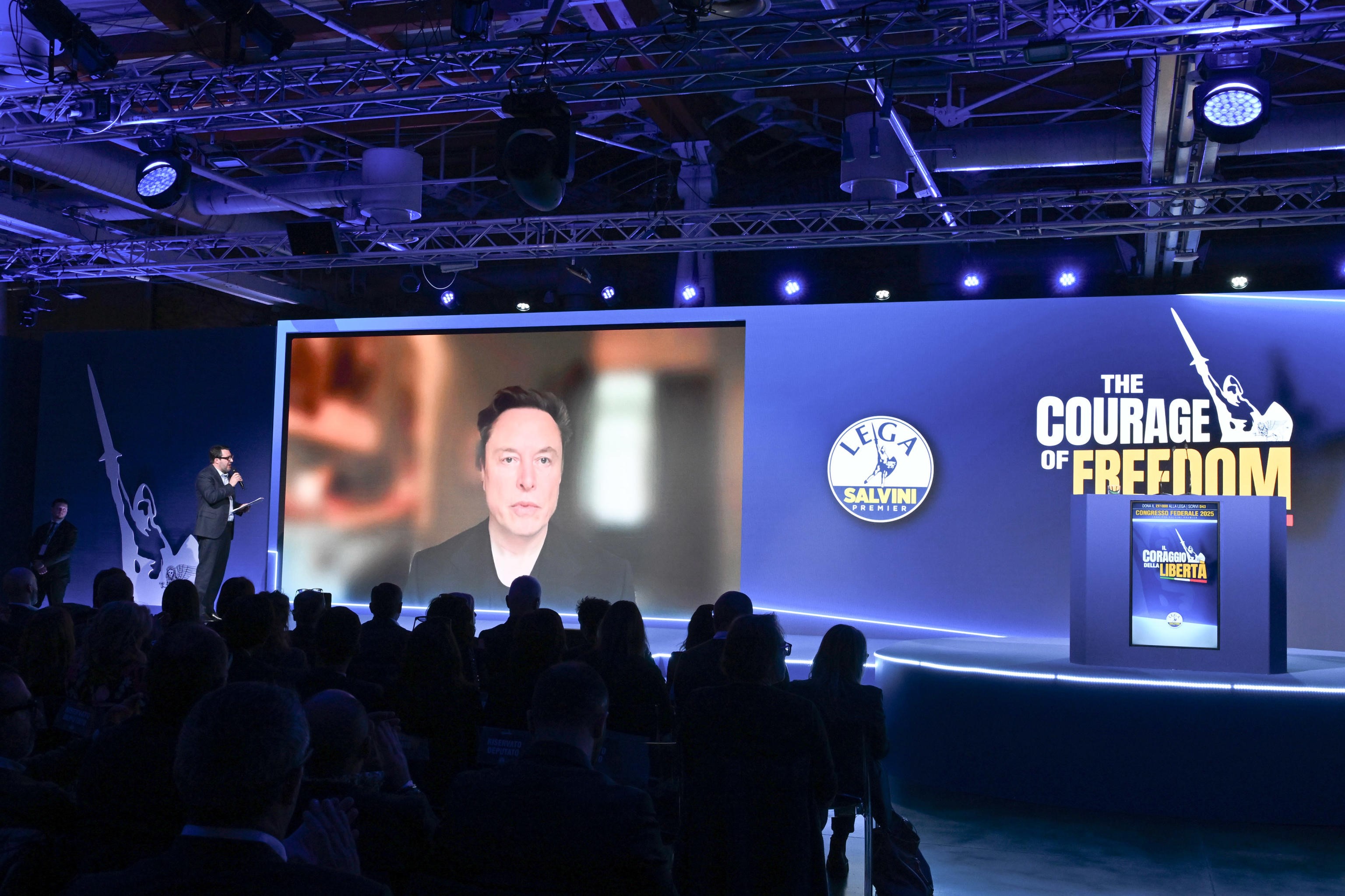 Elon Musk svela i piani del nemico