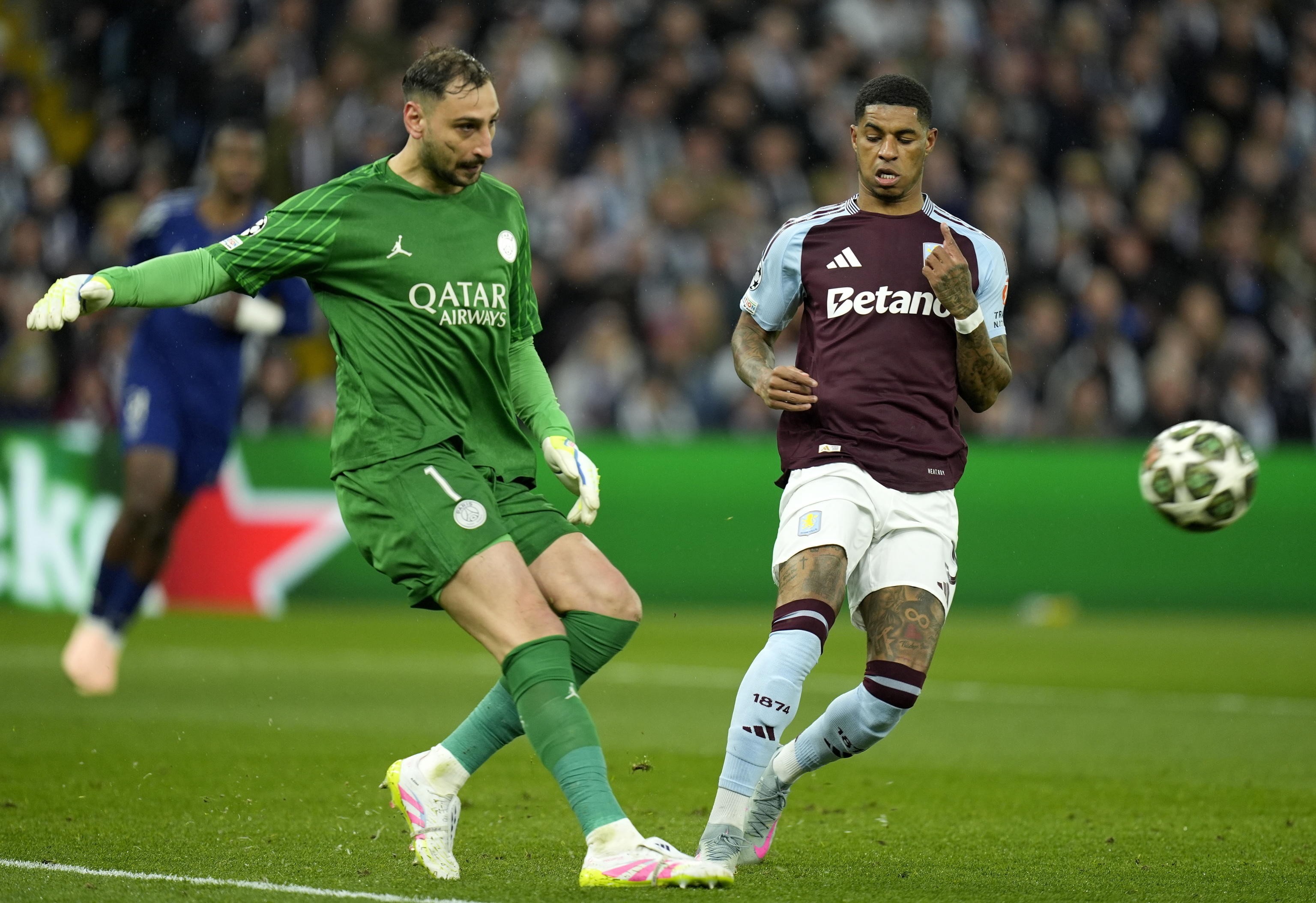 Champions: Donnarumma salva il Psg, passa il Barcellona