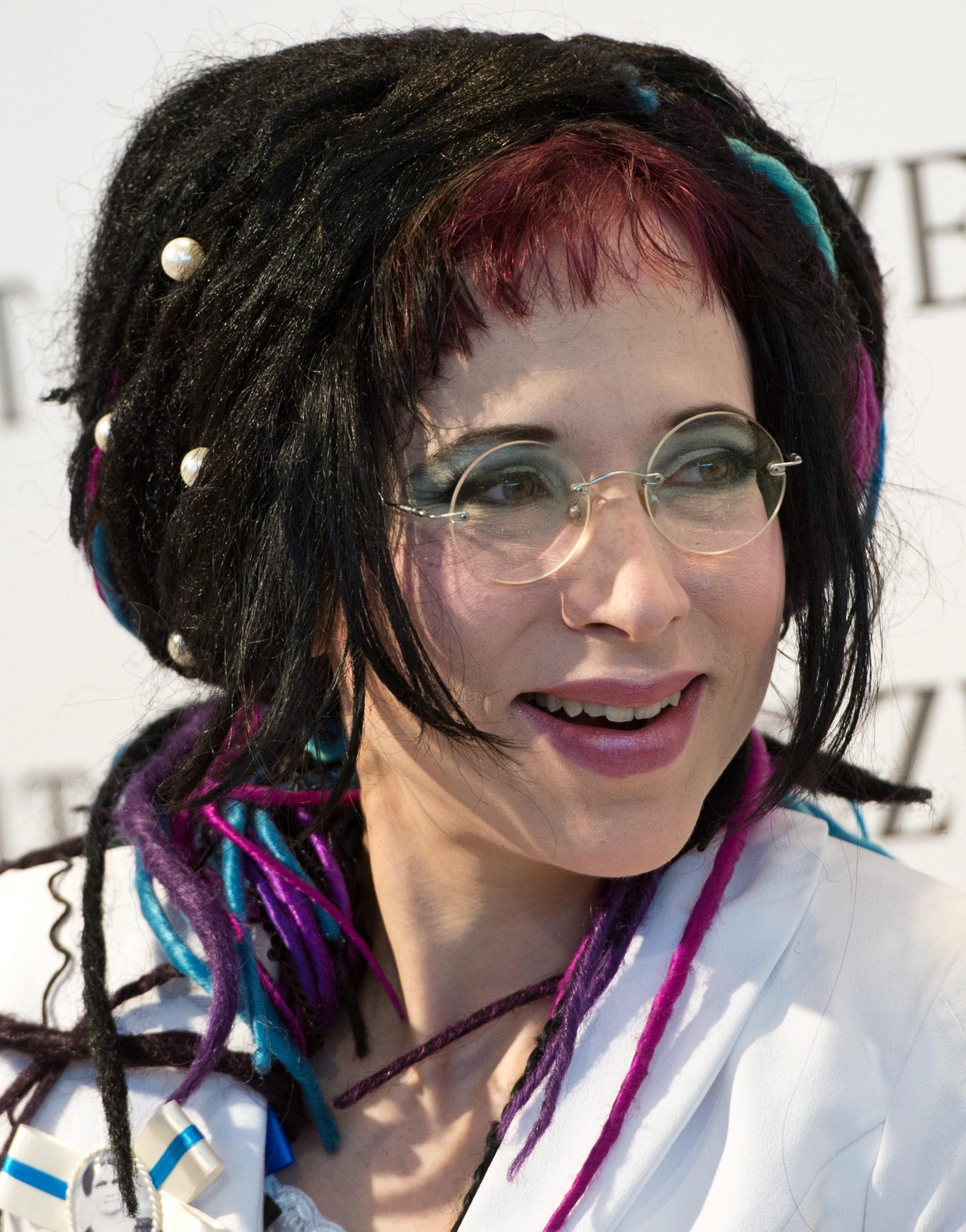 Lo stupro come arma di guerra: il saggio di Sofi Oksanen denuncia la strategia russa