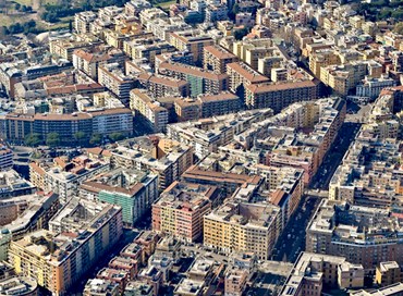 BlackStone promette l’abolizione della piccola proprietà privata