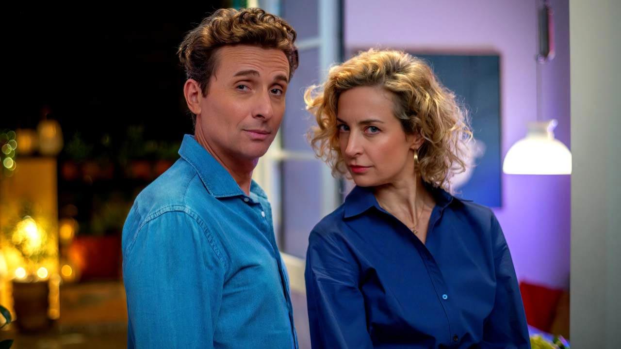 Visioni. “Dove osano le cicogne”, una commedia scorretta dagli esiti incerti 