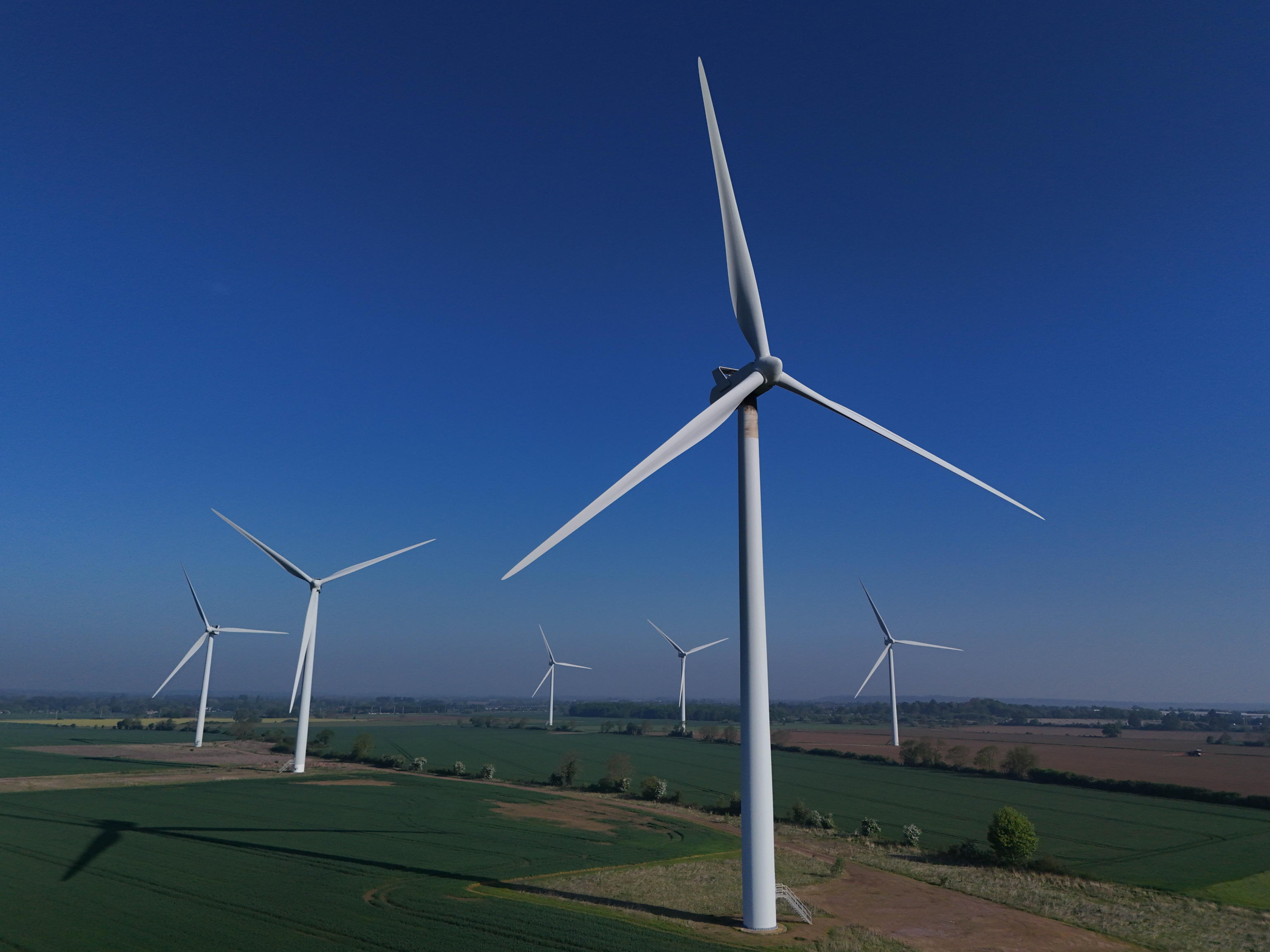 L’energia che piace al potere, ma pesa sulla gente