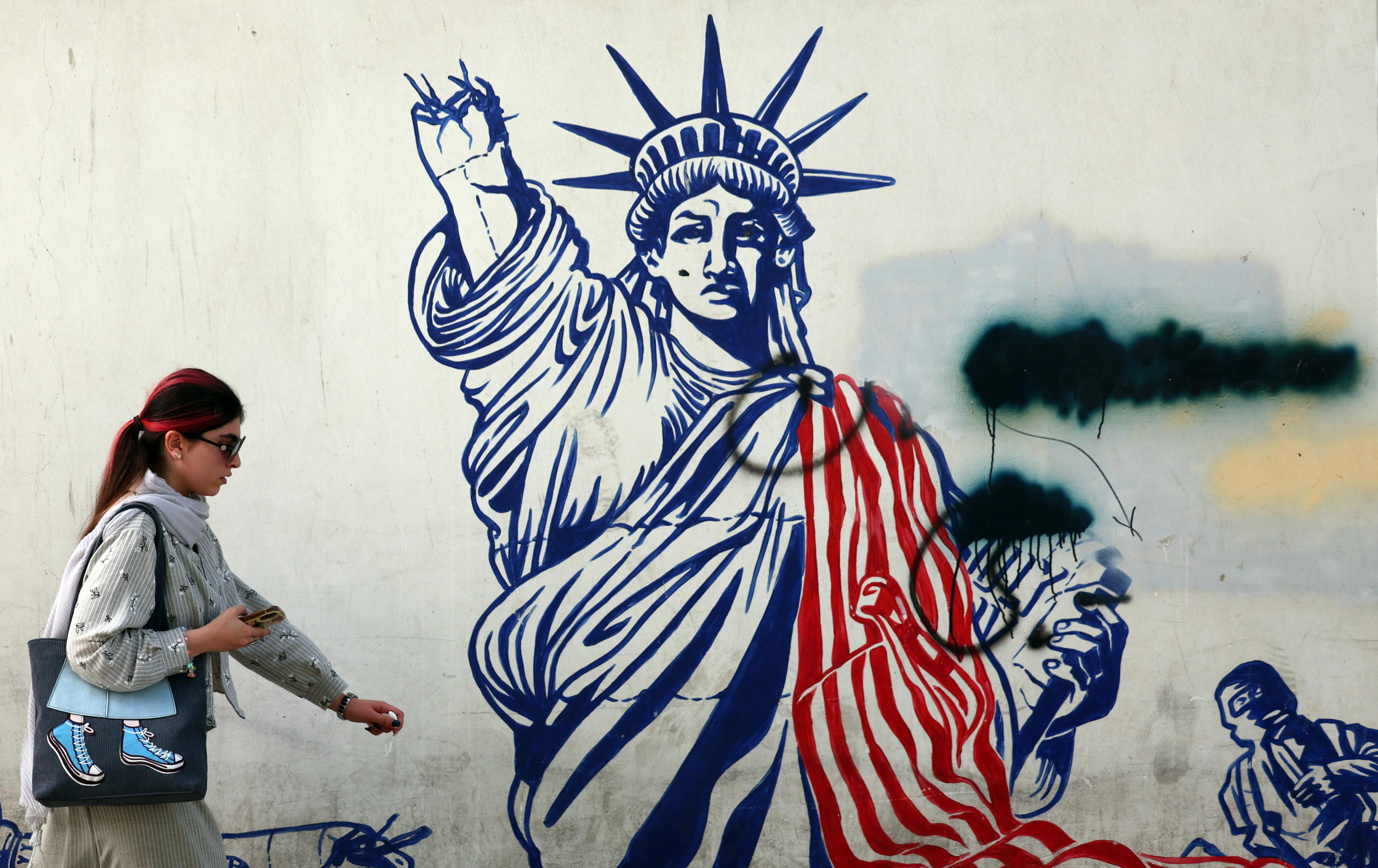 Iran-Stati Uniti, oggi a Roma i difficili colloqui su nucleare Teheran