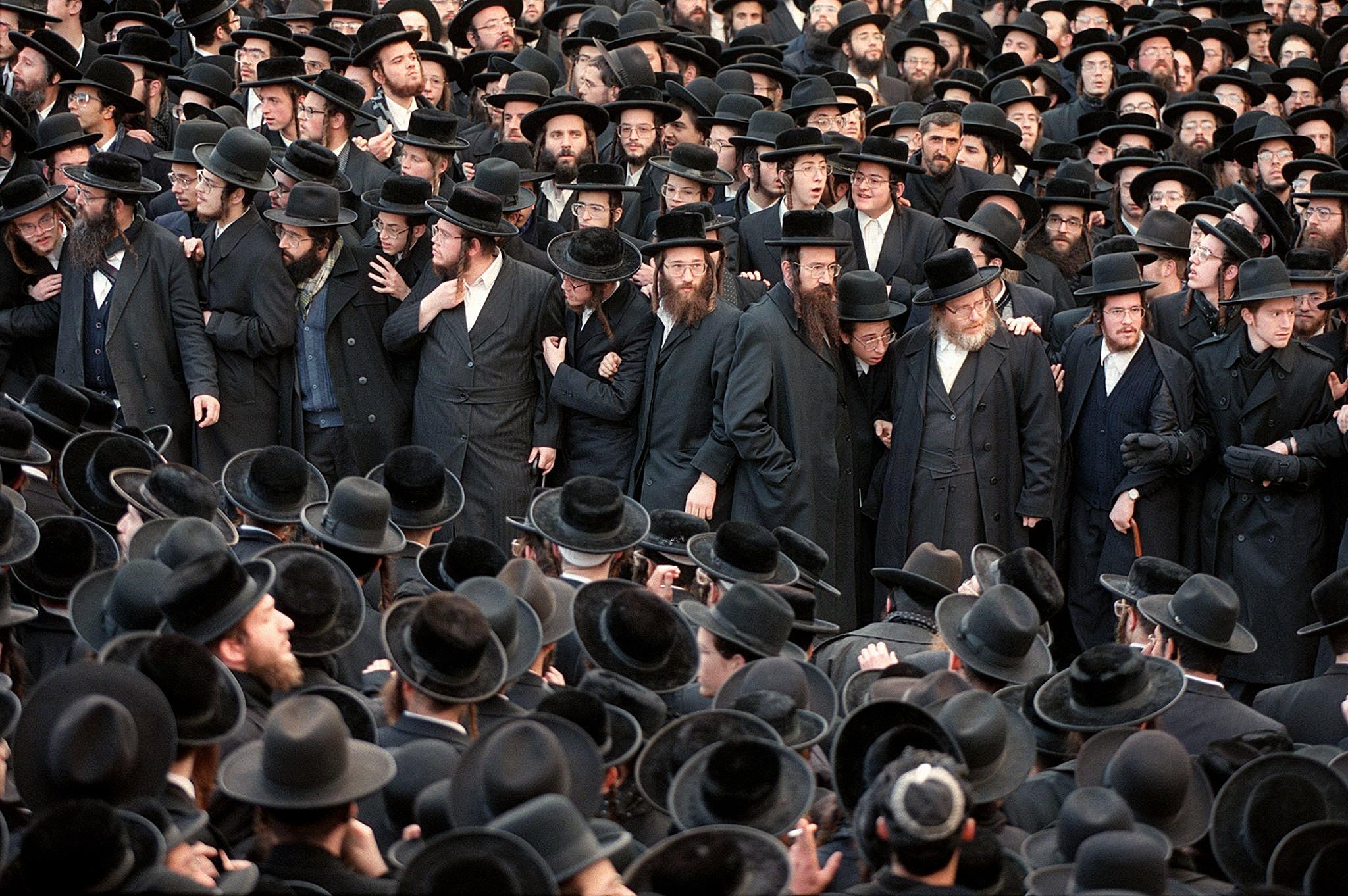 La guerra dei dazi di Trump potrebbe colpire anche i cappelli degli ebrei ultraortodossi americani