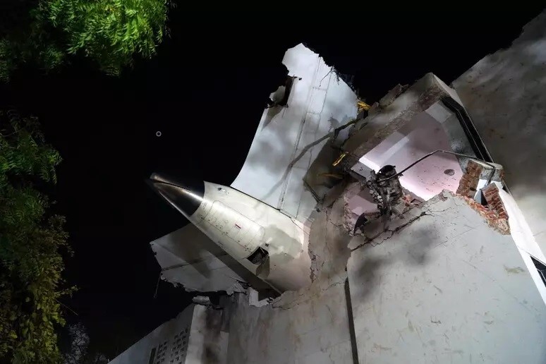 Disastro aereo dell’Air India: oltre 300 vittime