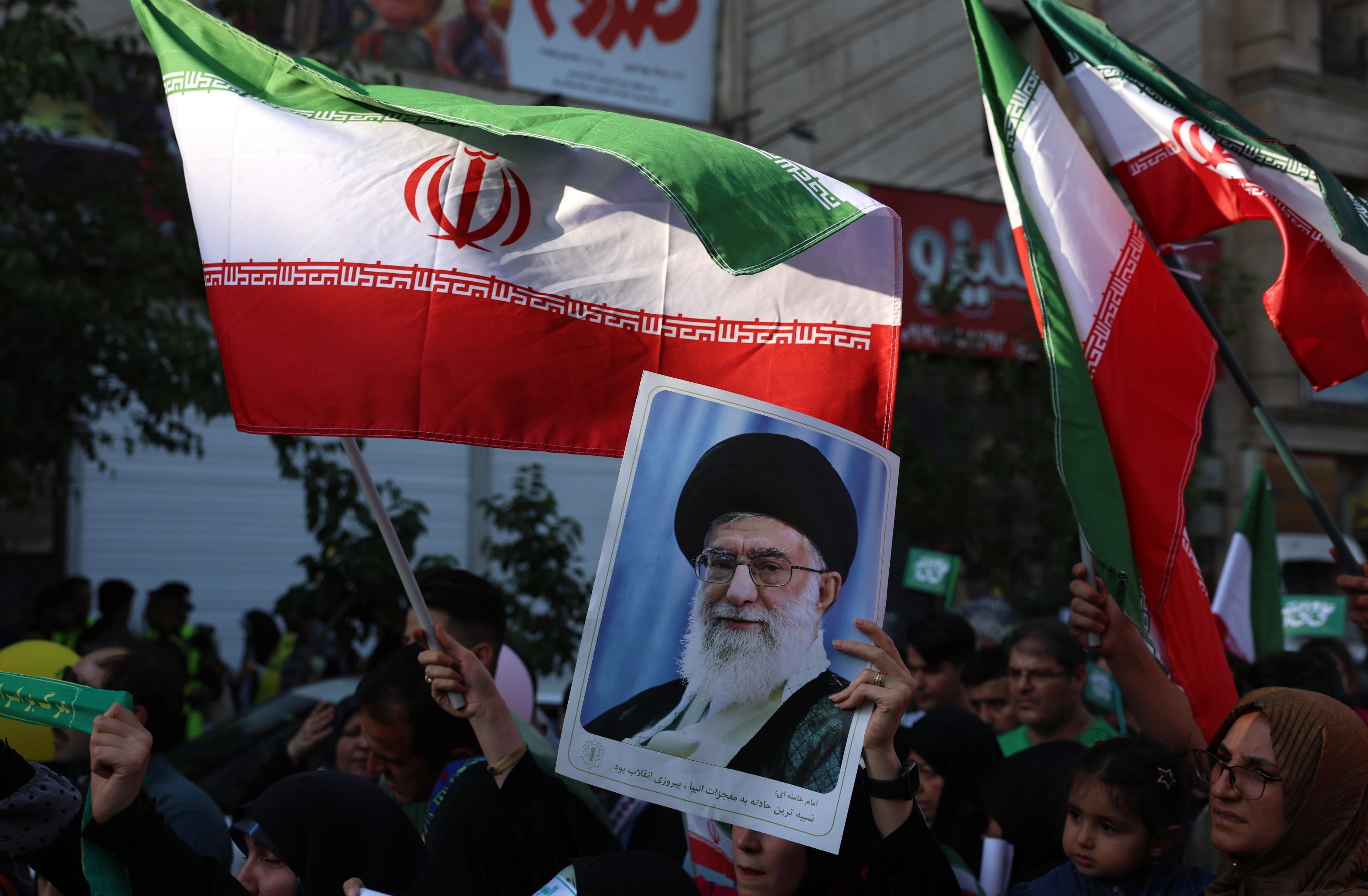 Iran: il crollo del regime teocratico