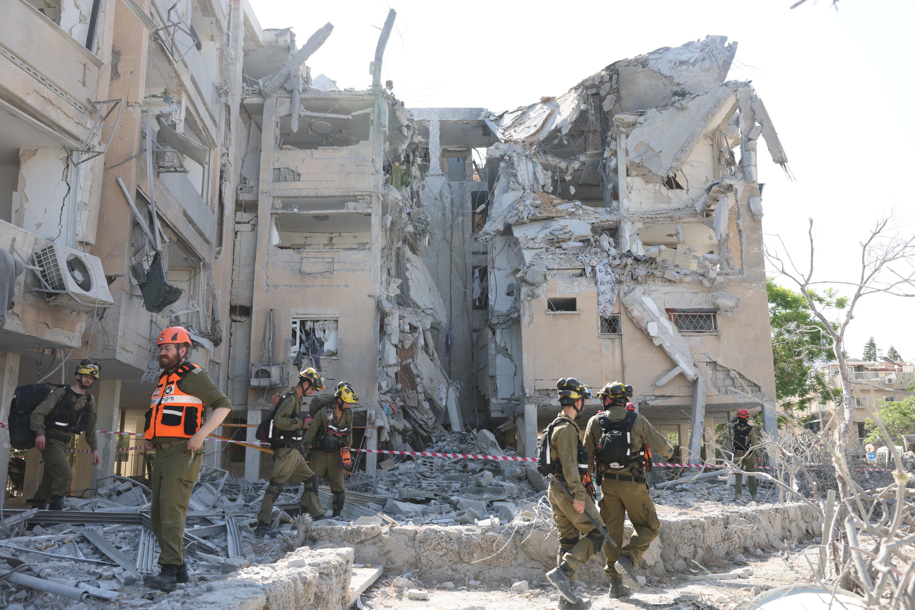 Israele-Iran: pronto piano Usa, ma Trump temporeggia