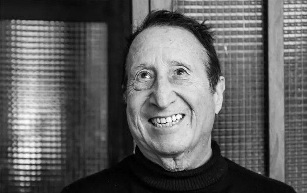 Addio ad Alvaro Vitali, lo scanzonato Pierino cinematografico