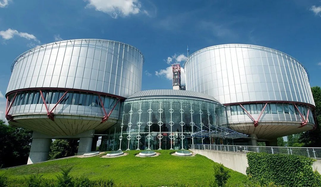 Strasburgo addio, una Corte invadente