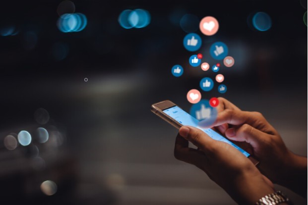 L’Australia proibisce l’utilizzo dei social ai minori di 16 anni