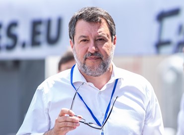 Salvini firma il decreto sull’alcolock