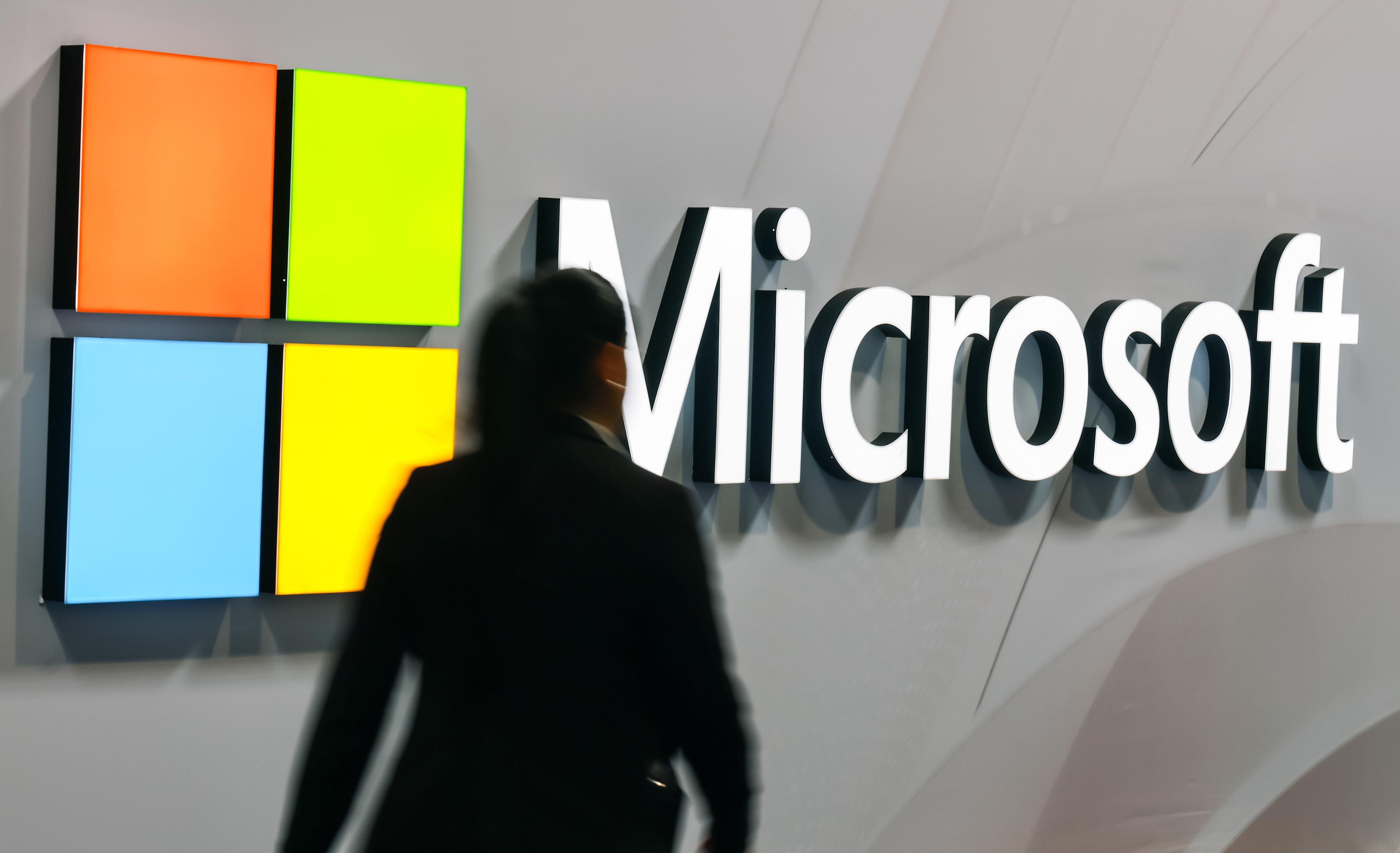 Ia, Microsoft taglia altri 9mila posti di lavoro